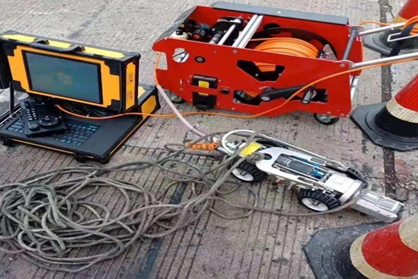 师宗CCTV管道检测机器人