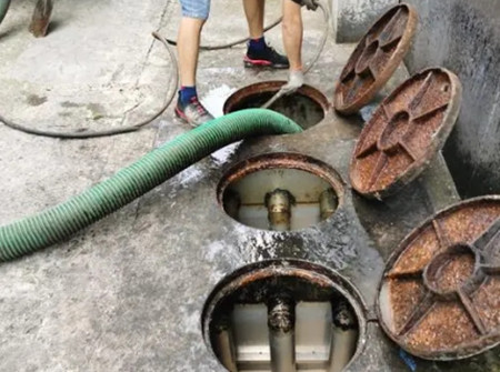师宗哪里有高压清洗管道，化粪池清理及抽粪车
